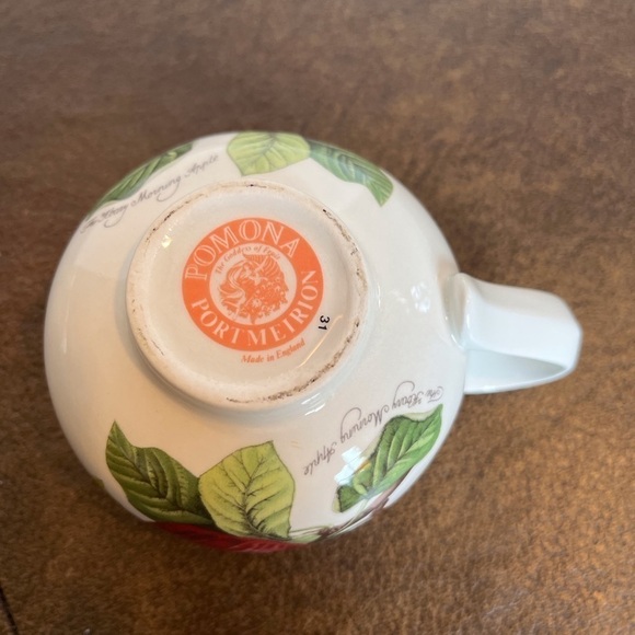 Portmeirion Pomona Footed Romantic Breakfast Cup - Picture 6 of 7